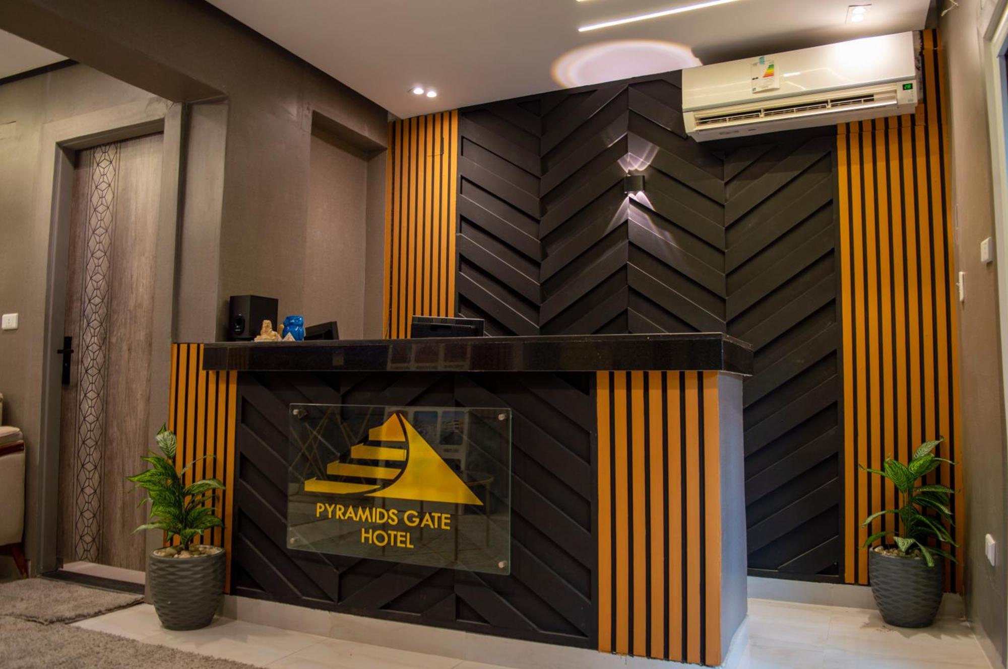 Pyramids Gate Hotel Kafret el-Gabal Exteriör bild